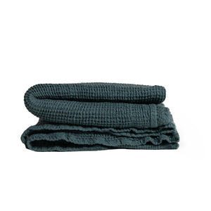 PREWASHED 100% Cotton Waffle Bath Sheet | Scarab